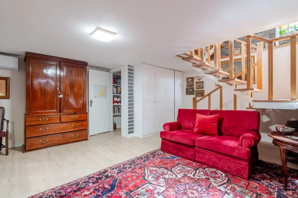 Sala de estar (7) — Moradia T3+1 com jardim e garagem na Av. Antunes Guimarães