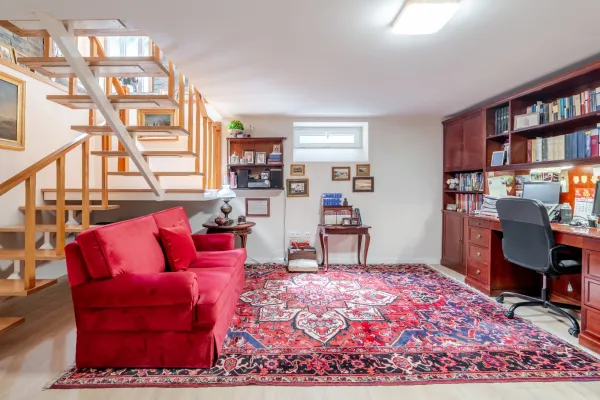 Sala de estar (8) — Moradia T3+1 com jardim e garagem na Av. Antunes Guimarães