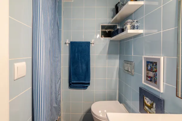 Casas de banho (6) — Moradia T3+1 com jardim e garagem na Av. Antunes Guimarães