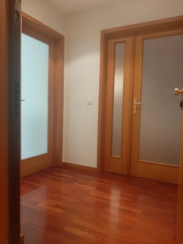 Quartos (4) — T2 parcialmente mobilado com garagem em Matosinhos Sul
